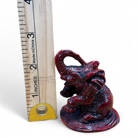 Red Resin Elephant Spraying Water Figurine Decor Good Luck Charm 2.5” Vintage - Picture 11 of 11